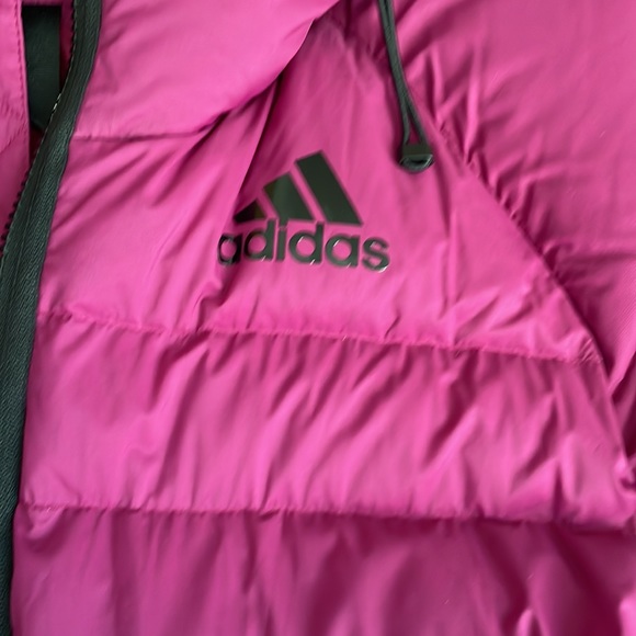 NWT Women’s Adidas Down Filled Jacket Outdoor Al Zaire Libre Power Grape Small - Picture 2 of 8